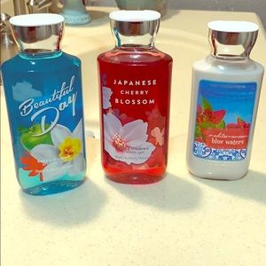 2 shea & vitamin E body washes and 1 body lotion